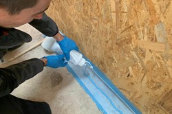 DELTA-LIQUIXX R 1696