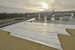 DELTA-HEAT REFLEX 180 75 м2 Пароизоляция аллюминизированная с рефлексным слоем 2248